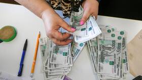 Почему задерживается пенсионная выплата в Юлмарт