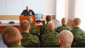 Зачем отправляют в армию в Юлмарт